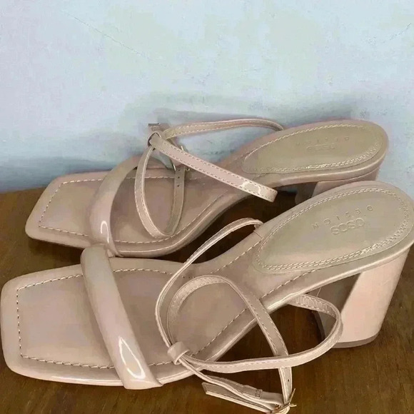 ASOS DESIGN Hilton Barely There Block Heeled Sandal Beige Heel 3" Strappy Size 9 - Picture 3 of 12